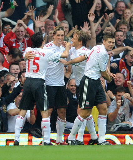 皮尔斯狠批老鹰：交易特雷·杨零选秀权，若夺冠我跪爬洛杉矶到纽约！