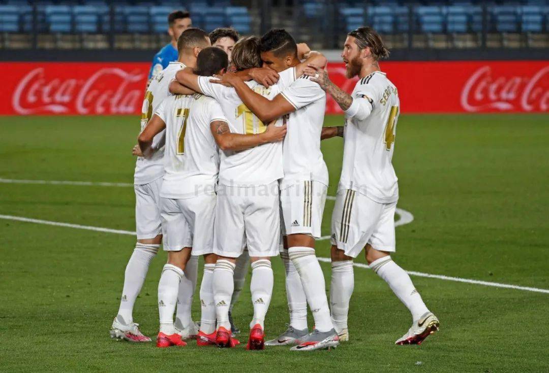 综合体育赛季阶段总结 各项目走势综合评估